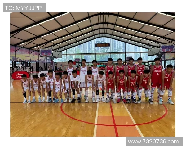 王丽的篮球人生：从热爱到坚持的深度对话与成长之路