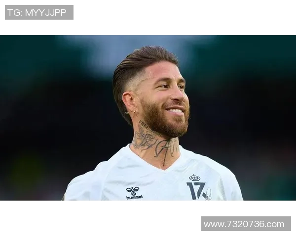 足球场上色彩斑斓的明星球员们谁的球衣颜色最多最吸引眼球